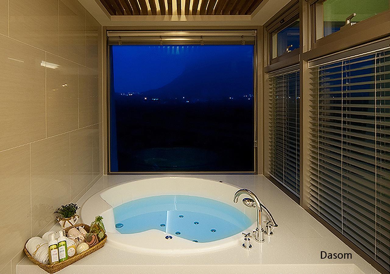 Comma&Spa Resort Seogwipo Eksteriør bilde
