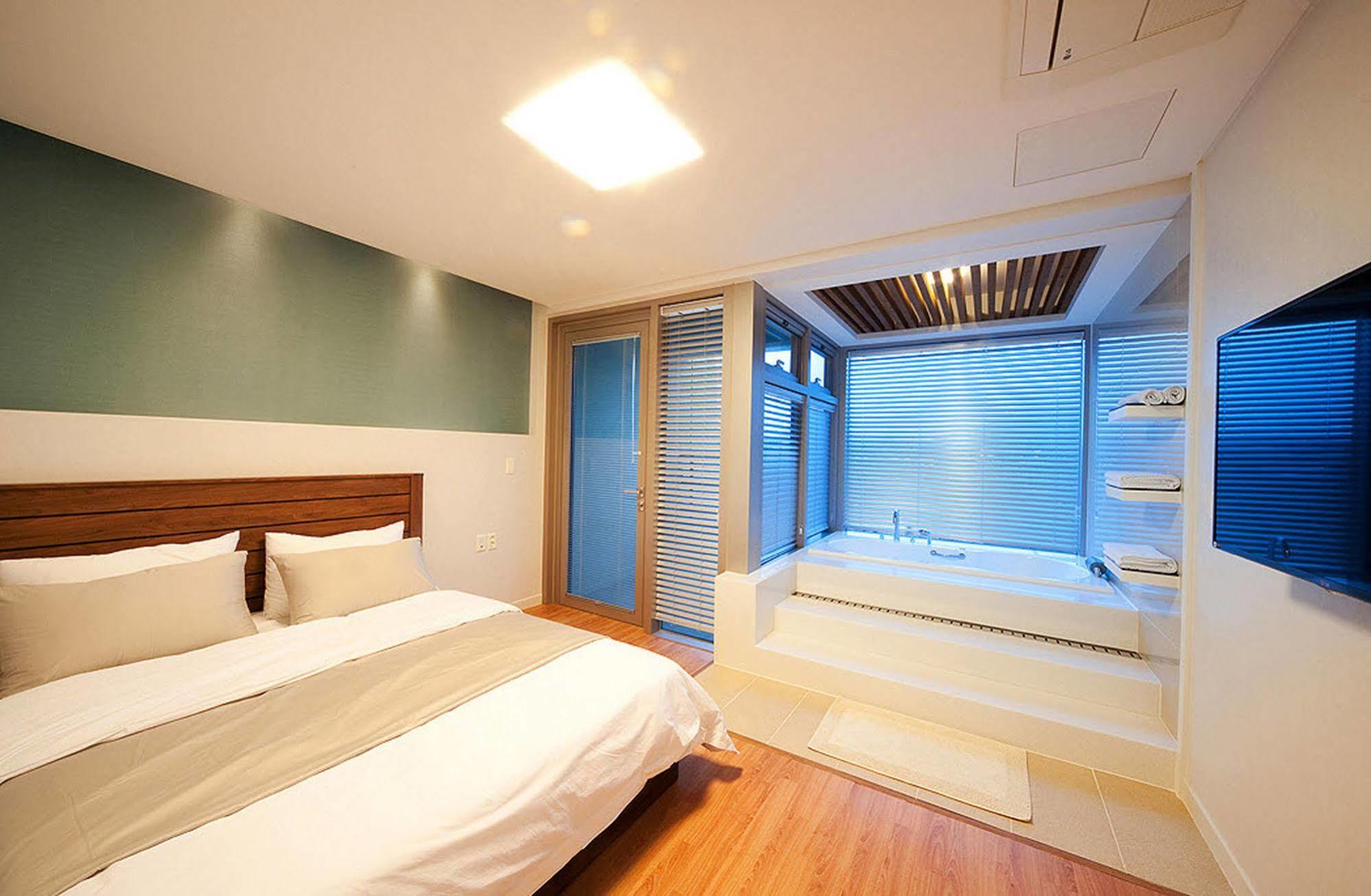 Comma&Spa Resort Seogwipo Eksteriør bilde